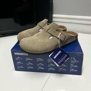Birkenstock Clogs Cream Color (USED GOOD CONDITION)
